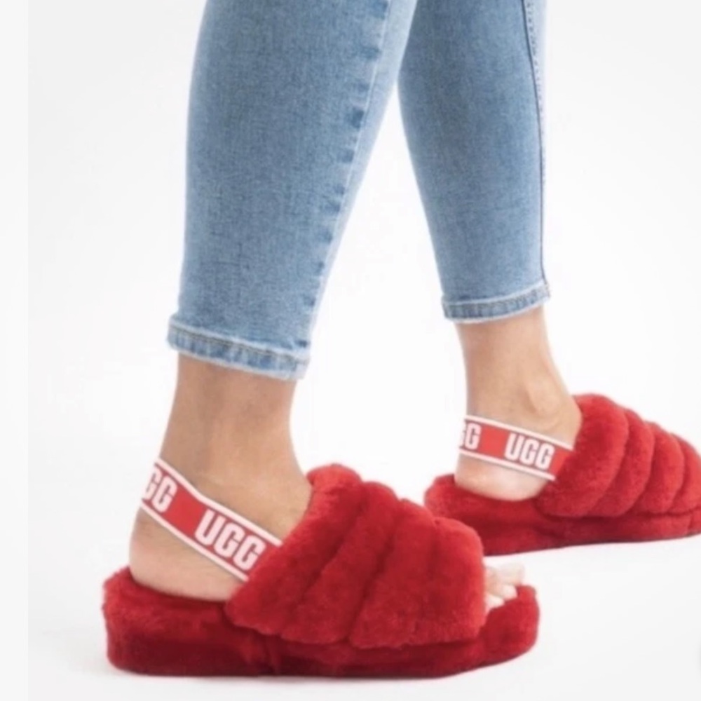 NIB UGG Fluff Yeah Slides Red Comfort Cozy Warm slippers Women Size 5